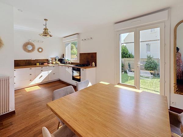 A VENDRE MAISON Familiale ENTIEREMENT Rénovée situation idéale