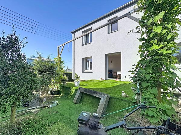 A VENDRE MAISON Familiale ENTIEREMENT Rénovée situation idéale