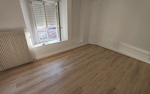 Immeuble à vendre    6 pièces •  Épernay