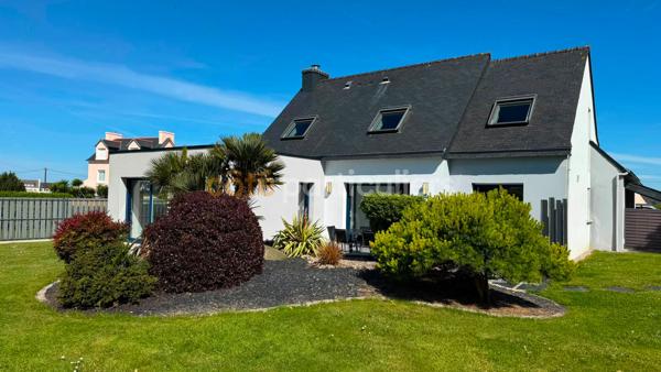 Vente
                Maison161 m² - 7 Pièces -
                    PLOUNEOUR BRIGNOGAN PLAGES (29890)