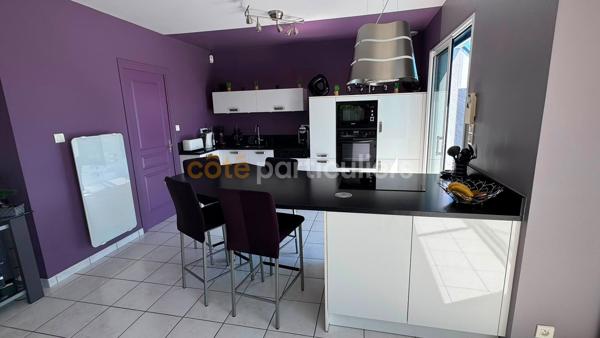 Vente
                Maison161 m² - 7 Pièces -
                    PLOUNEOUR BRIGNOGAN PLAGES (29890)