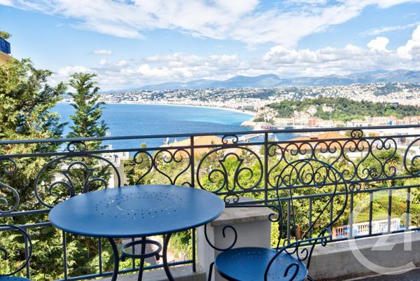 Maison à vendre  6 pièces - 221,97 m2 NICE - 06