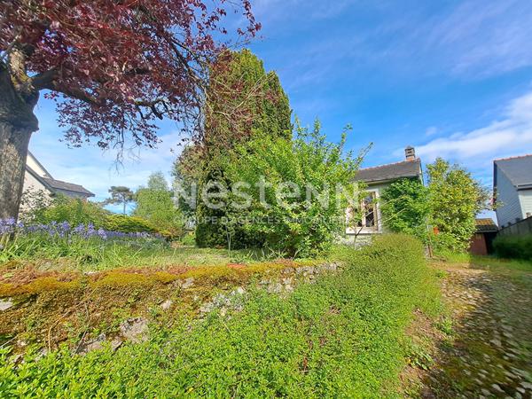 MAISON A RENOVER AVEC POTENTIEL AU COEUR D'UNE COMMUNE DYNAMIQUE