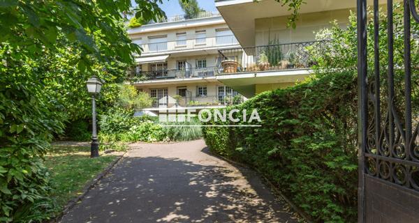 À vendre Studio 28.57 m² - Sceaux 92330