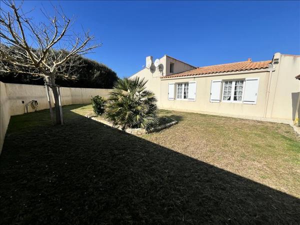 Maison à vendre |  Saint-Georges-d'Oléron |  8 pièces | 194 m²