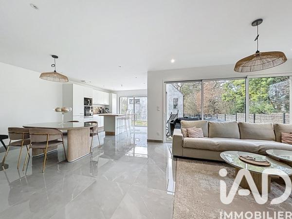 Maison à vendre 6 pièces 145 m² Saint-Erblon