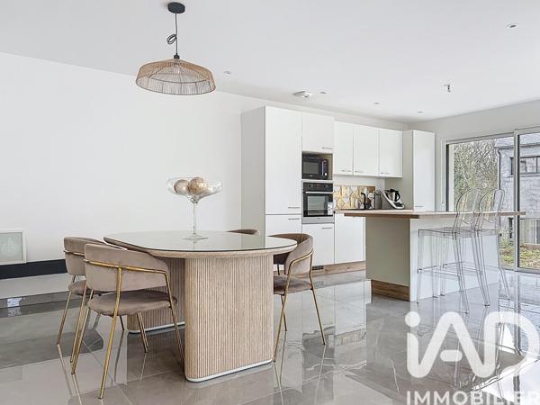 Maison à vendre 6 pièces 145 m² Saint-Erblon