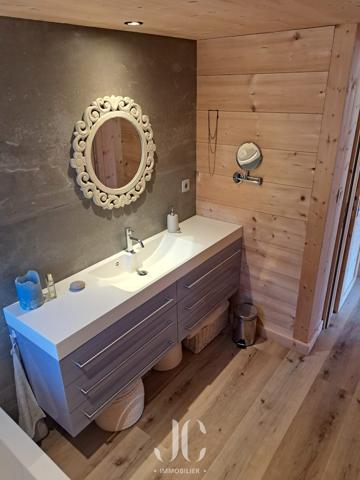 CHALET AVEC TERRASSE