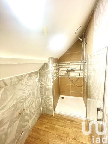 Pavillon 5 pièces de 67 m² à Groslay (95410)