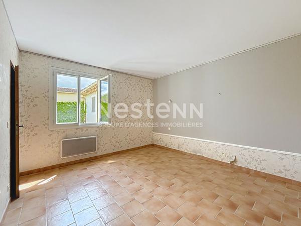 Maison de plain-pied avec appartement indépendant, à 5 minutes à pied du centre de Saint-Rémy-de-Provence