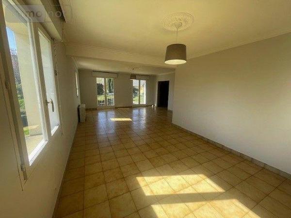 Maison individuelle à vendre à Tinténiac en Ille-et-Vilaine (35190), ref : 105/1984