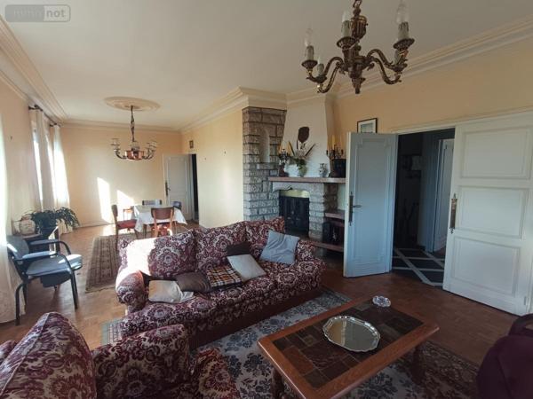 Maison à vendre à Pontivy dans le Morbihan (56300), ref : 56061-899