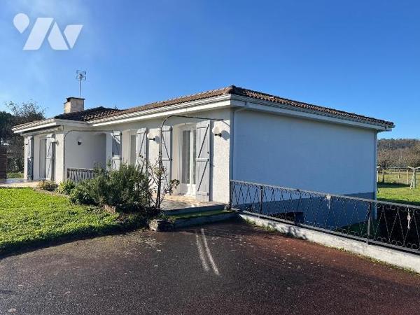 Maison à Vendre à Coutras (33230) en Gironde (33) sur 2000 m² de terrain dans un secteur calme,...
