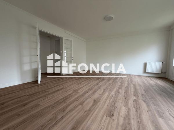 Location Appartement 3 pièces 73.79 m² - La Rochelle 17000
