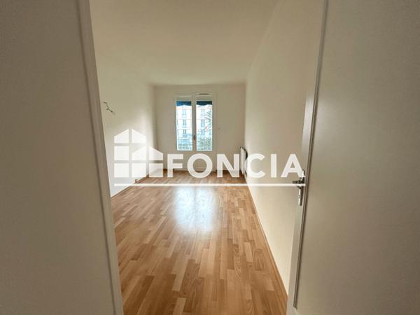 Location Appartement 3 pièces 73.79 m² - La Rochelle 17000