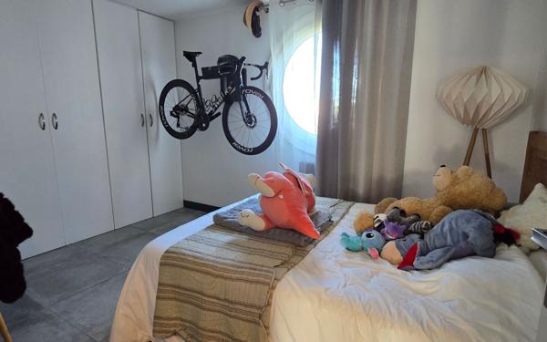 Appartement à vendre    4 pièces • 118 m2 Nîmes