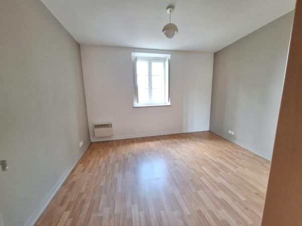 SAINT MALO  SAINT SERVAN APPARTEMENT T3 A LOUER