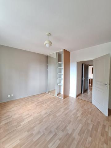 SAINT MALO  SAINT SERVAN APPARTEMENT T3 A LOUER
