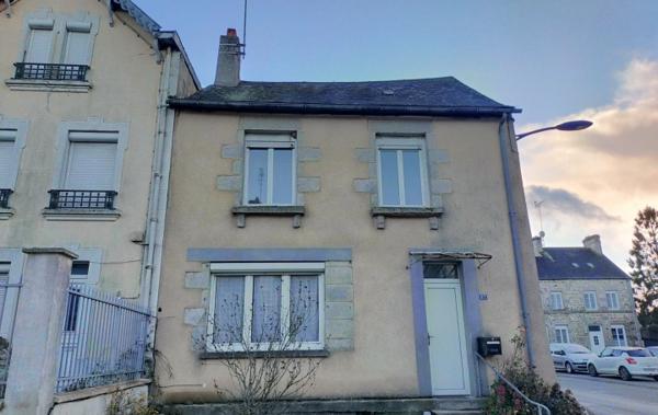 Vente Maison de village ref.7255 ascenseur à rafraîchir Pre-en-pail-saint-samson   