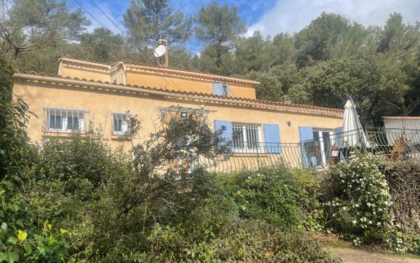 Maison à vendre    3 pièces • 90 m2 Signes