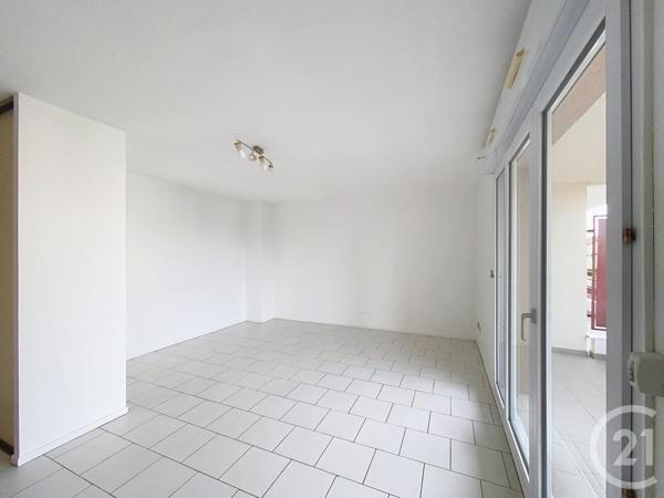Appartement F3 à vendre  3 pièces - 66,45 m2 SENS - 89