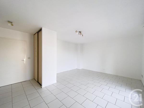 Appartement F3 à vendre  3 pièces - 66,45 m2 SENS - 89