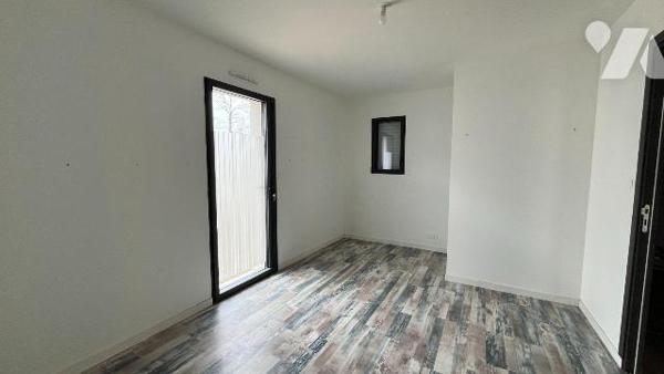 NOUVEAU PRIX !  Vitré Sud - Maison contemporaine de 2022 - 6 pièces, 4 chambres 

Située à Vi...
