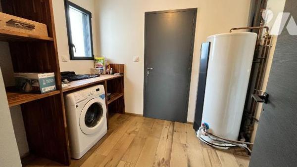 NOUVEAU PRIX !  Vitré Sud - Maison contemporaine de 2022 - 6 pièces, 4 chambres 

Située à Vi...
