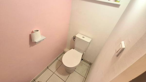 Quimper (29000) Un appartement de deux pièces principales entièrement rénové de 42 m²