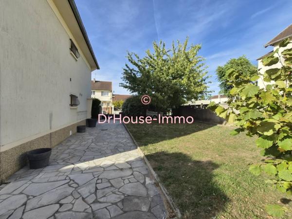 Maison à vendre 10 pièces de 185 m²