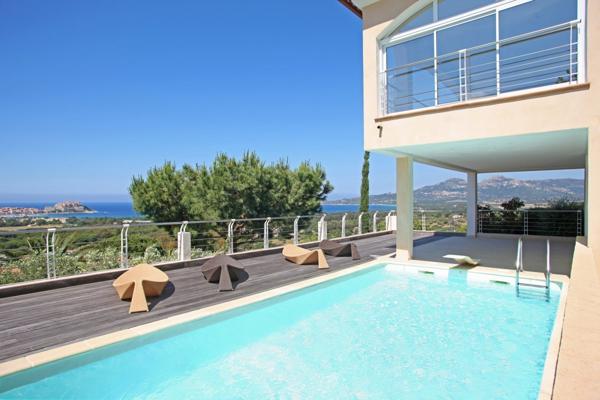 CORSE GRANDIOSE et SOMPTUEUSE PROPRIÉTÉ GOLFE CALVI -