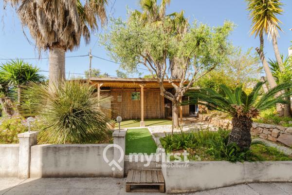 Toulon (83100) Charme des années 20, ambiance voyage… et un potentiel à révéler en plein cœur de Toulon