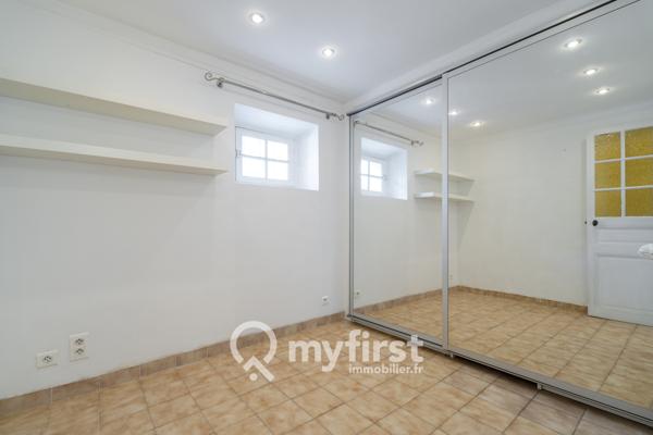 Toulon (83100) Charme des années 20, ambiance voyage… et un potentiel à révéler en plein cœur de Toulon