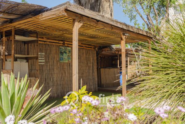 Toulon (83100) Charme des années 20, ambiance voyage… et un potentiel à révéler en plein cœur de Toulon