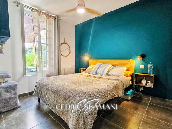 MAISON PLAIN PIED 70 M2, 2 CHAMBRE, CUISINE AMERICAINE, SALON CATHEDRALE, SALLE D EAU, WC, JARDIN, GARAGE