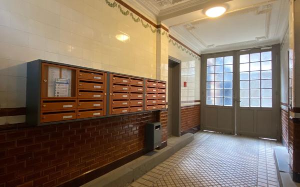 Appartement à louer    1 pièce • 19,56 m2 Clichy