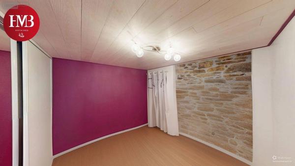 Maison à vendre à Montsalvy dans le Cantal (15120), ref : 10627/1013   
Le Bourg