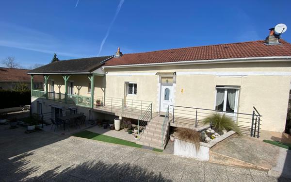 Maison à vendre    5 pièces •  Couzeix