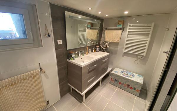 Maison à vendre    5 pièces •  Couzeix