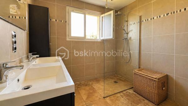 Villa de 228 m²