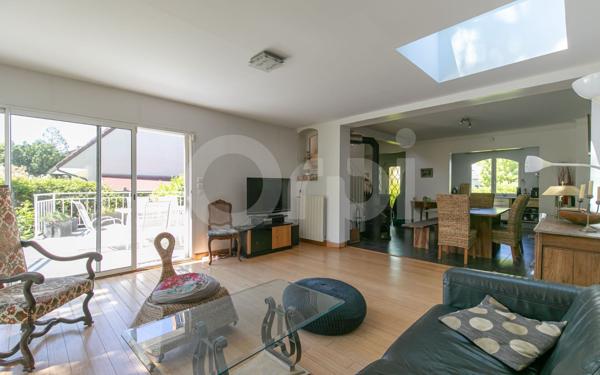 Maison à vendre    6 pièces •  Sucy-en-Brie