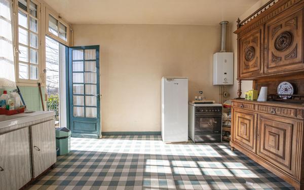 Maison à vendre    7 pièces •  Oradour-sur-Vayres