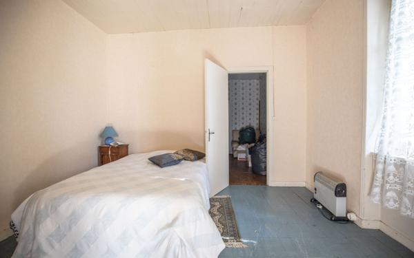 Maison à vendre    7 pièces •  Oradour-sur-Vayres