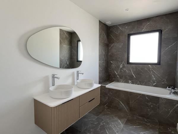 Maison à vendre 525 000 € Caudan 6 p 141 m² DPE B