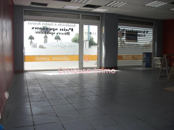 Commerce à louer 2 pièces de 90 m²