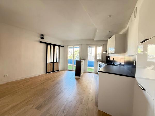 ✨ Appartement T2 rénové avec terrasse à 200 m des plages – Antibes / Juan-les-Pins ✨