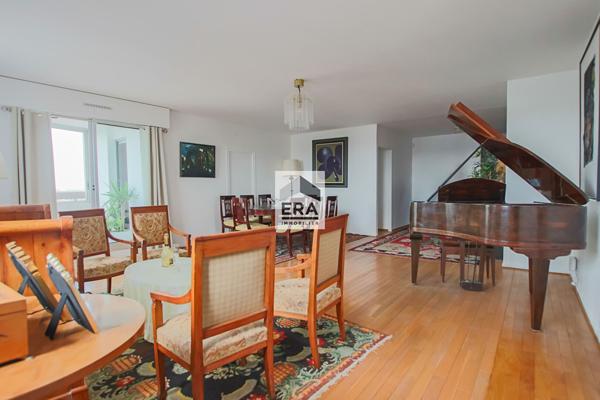Appartement Paris 4 pièce(s) 124 m2