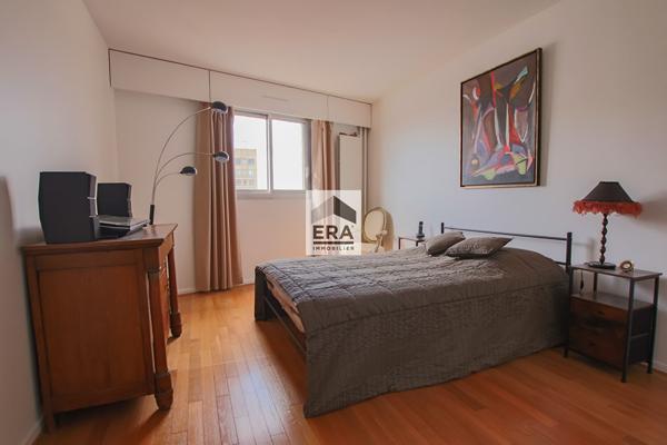 Appartement Paris 4 pièce(s) 124 m2