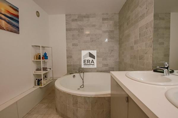 Appartement Paris 4 pièce(s) 124 m2