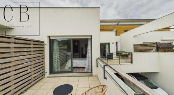 Appartement 2 chambres, Terrasses 40m2 stationnement privatif